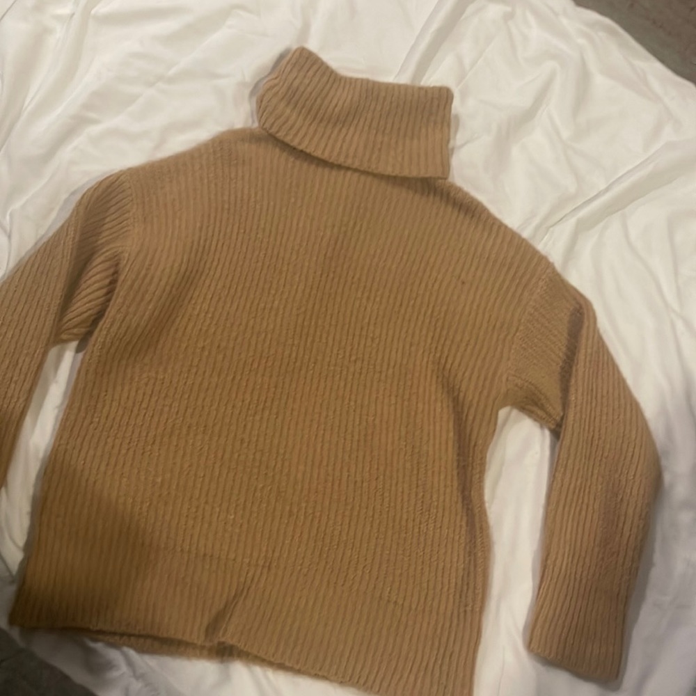 Forever 21 turtle neck